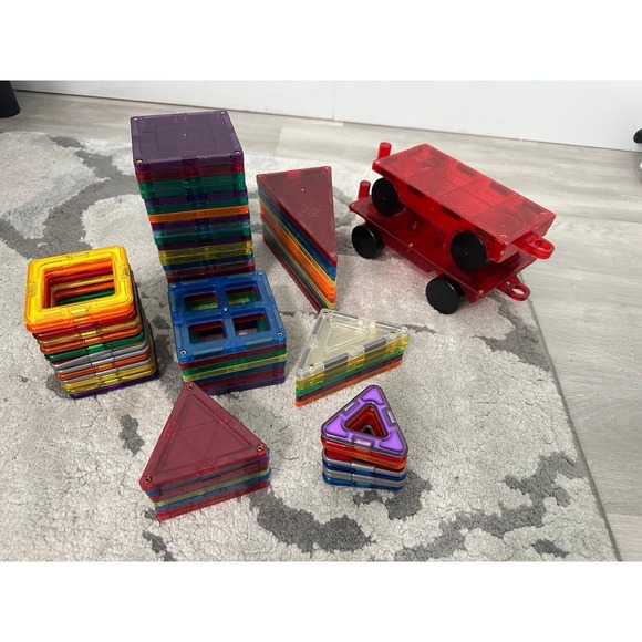 Magna Tiles Set 3D Magnetic Building Blocks Tiles Squares Triangles Car Base - Picture 2 of 5